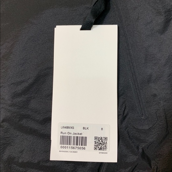 Lululemon Black Run On Waterproof Jacket - Picture 8 of 11